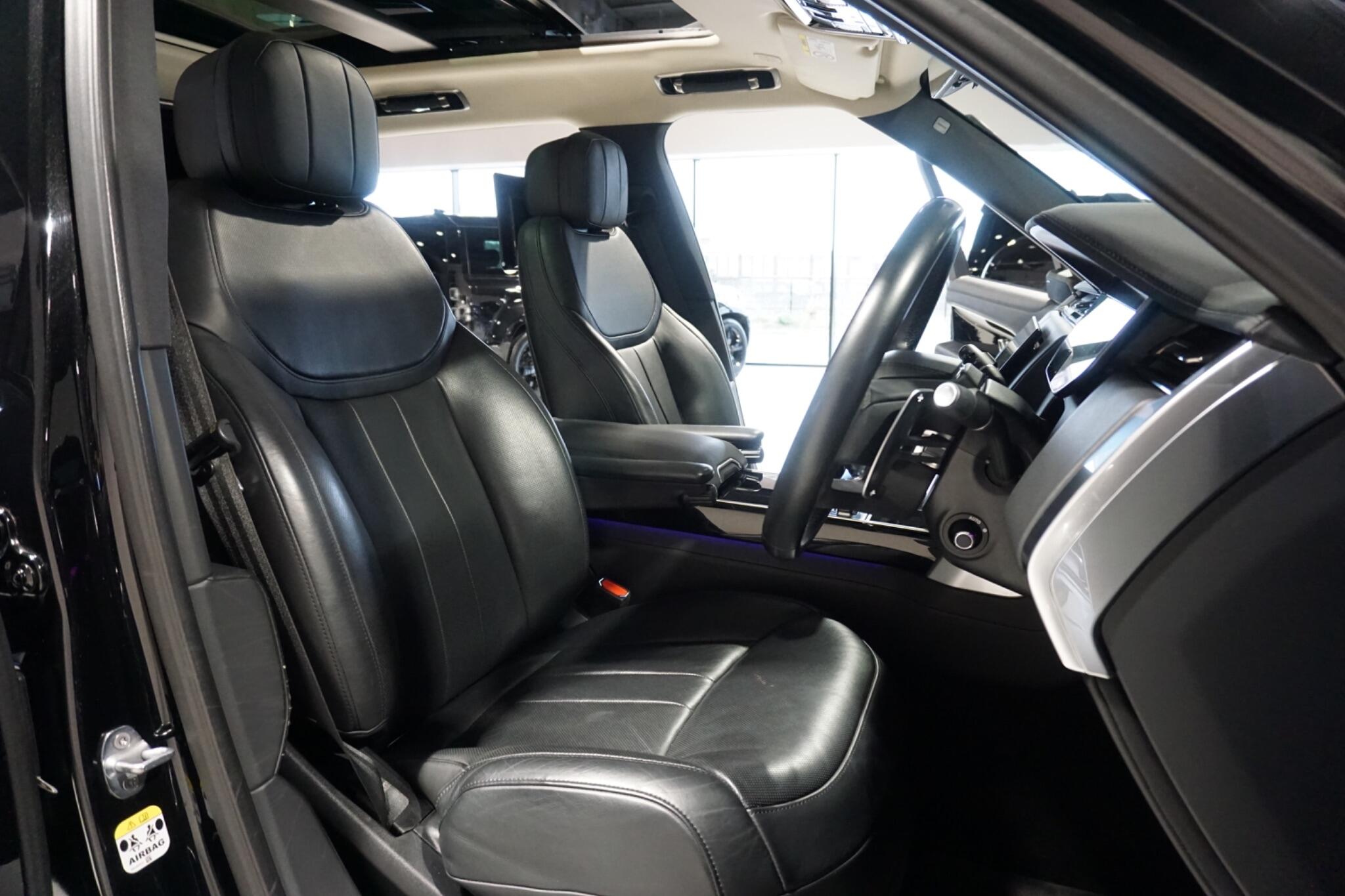 Land Rover Range Rover 3.0 P400 MHEV HSE SUV 5dr Petrol Auto 4WD Euro 6 (s/s) (400 ps)